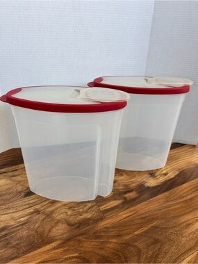 2 Rubbermaid Flex and Seal Cereal Keepers 1.5 Gallon Red Lids Storage 24 Cups